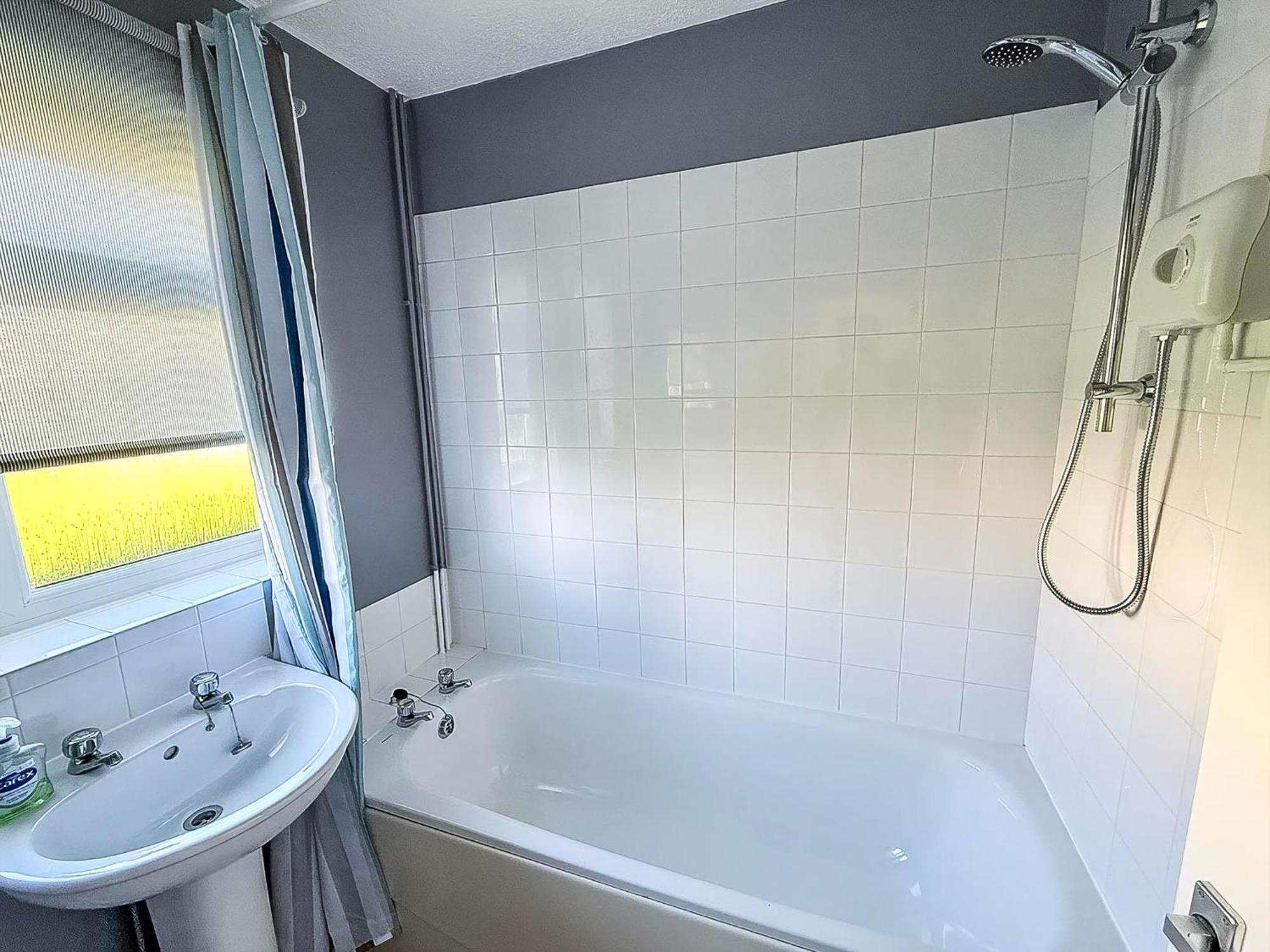 Lovely 4 Berth Chalet To Hire In Hemsby Nearby The Beach Ref 18177B Buitenkant foto